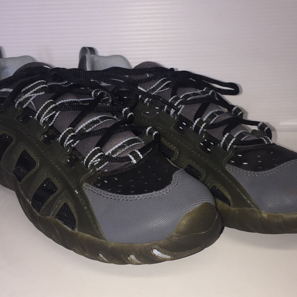 Teva Gray Sneakers Women's Size 10
